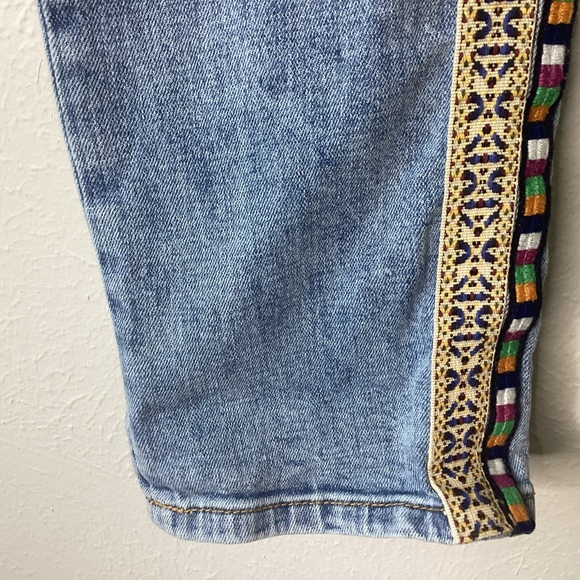 Pilcro Jeans High Waisted Embroidered 30 - Picture 6 of 11